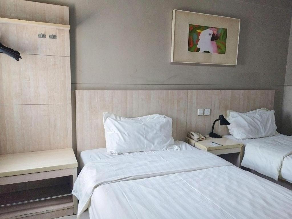 Jinjiang Inn Zhengzhou Railway Station Erqi Square Metro Station מראה חיצוני תמונה
